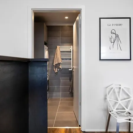 Loft-Style Duplex With Balcony In Downtown Reykjavik Exterior photo